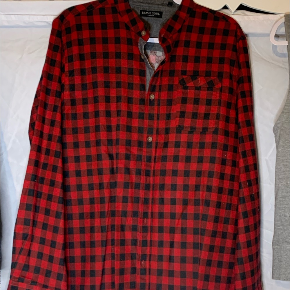 Brave Soul Men’s Large Red/Black Lumberjack Button Up